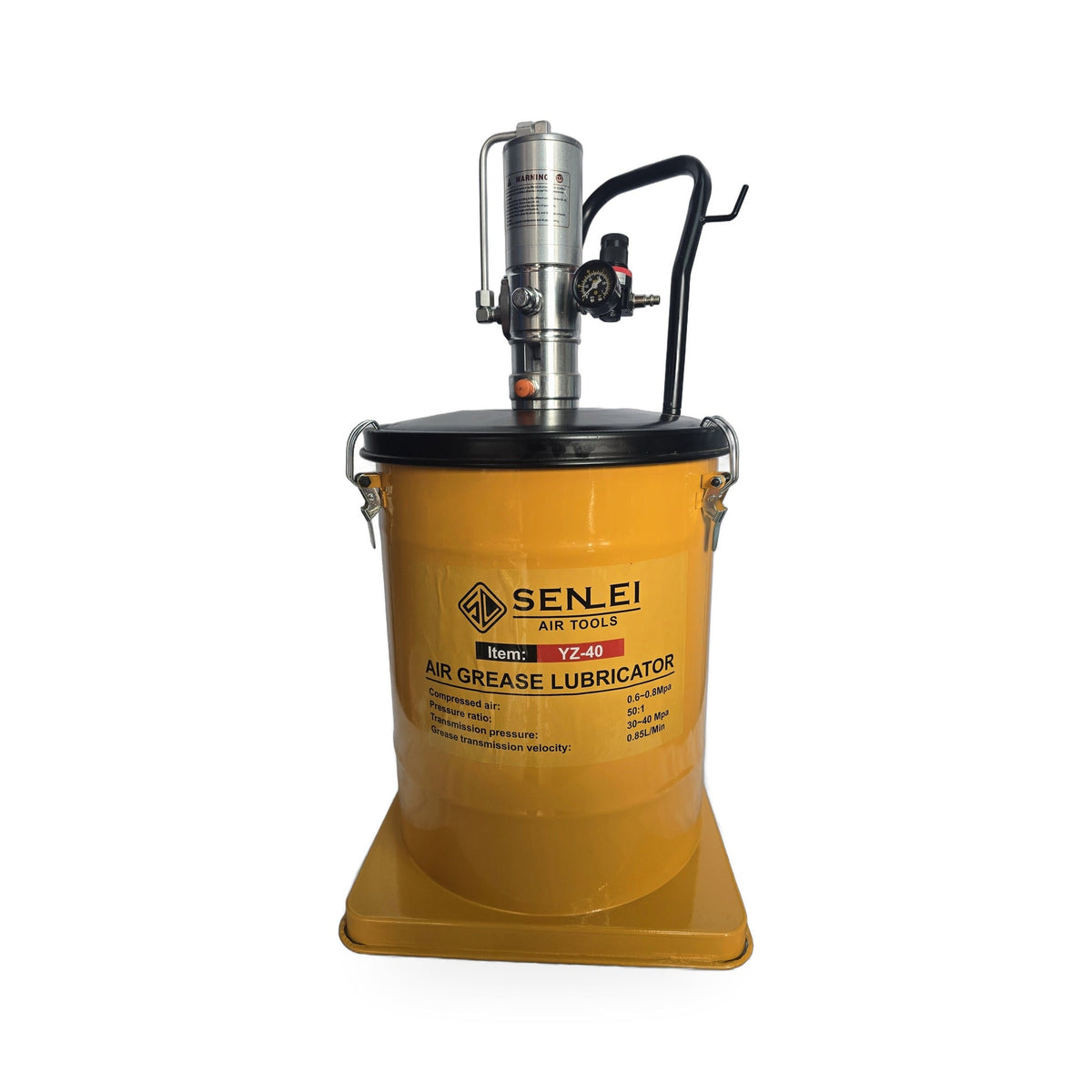 Engrasadora neumática Senlei YZ-40 de 40 L vista de frente con regulador de aire y etiqueta de datos